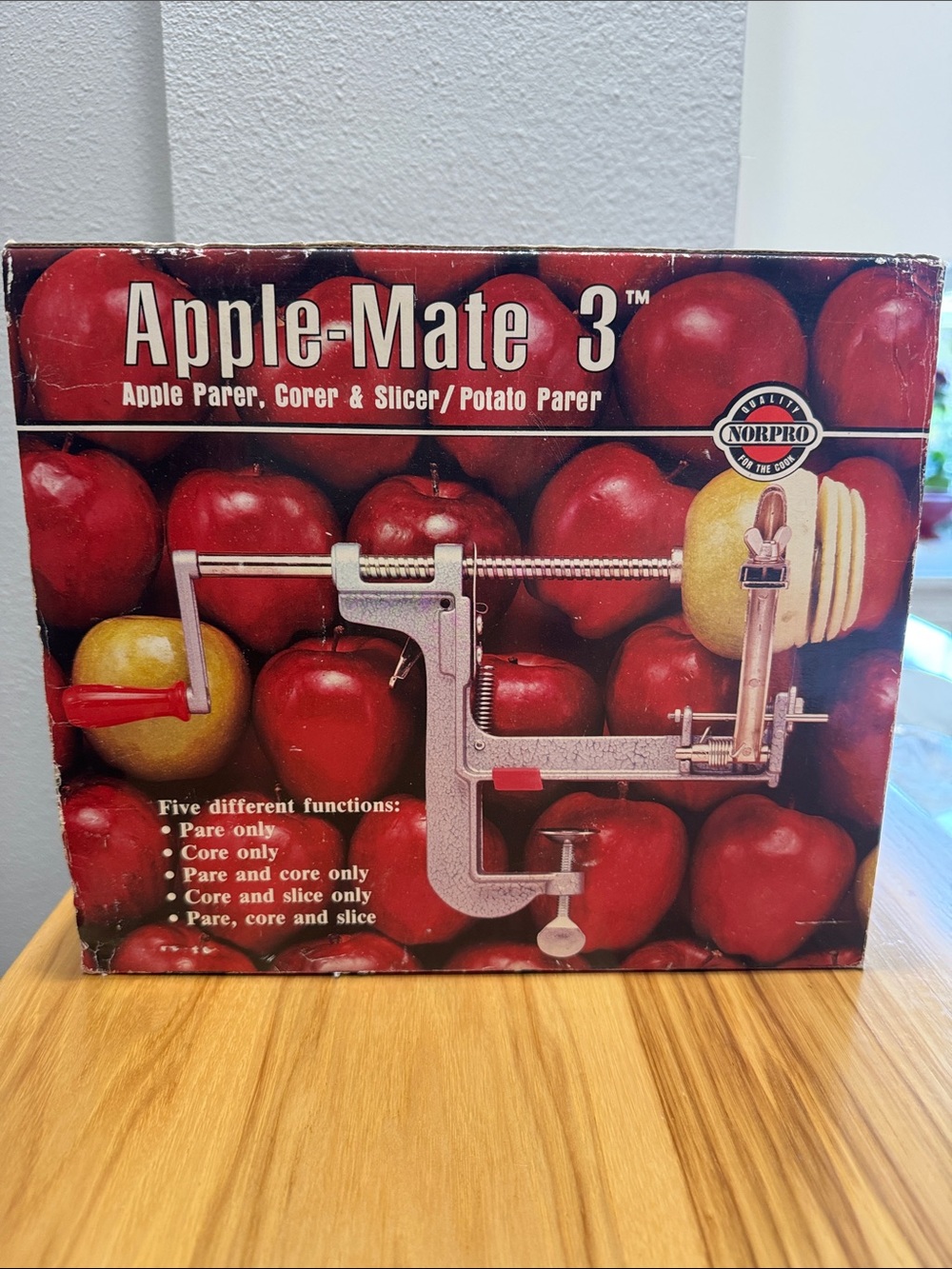 Apple-Mate 3 - apple pear, core and slicer
